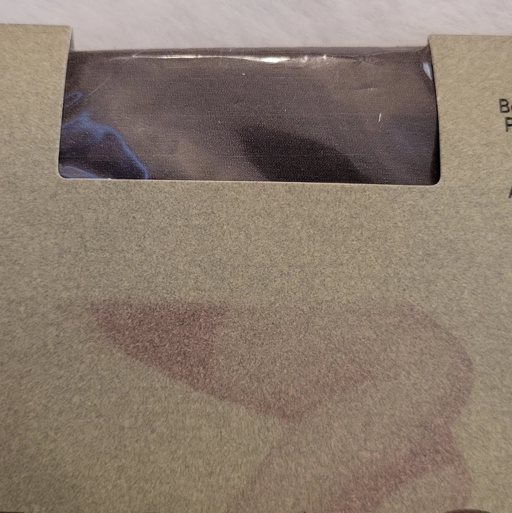 Legacy Legwear Body Shaper Pantyhose Size B Color Chestnut New In Box